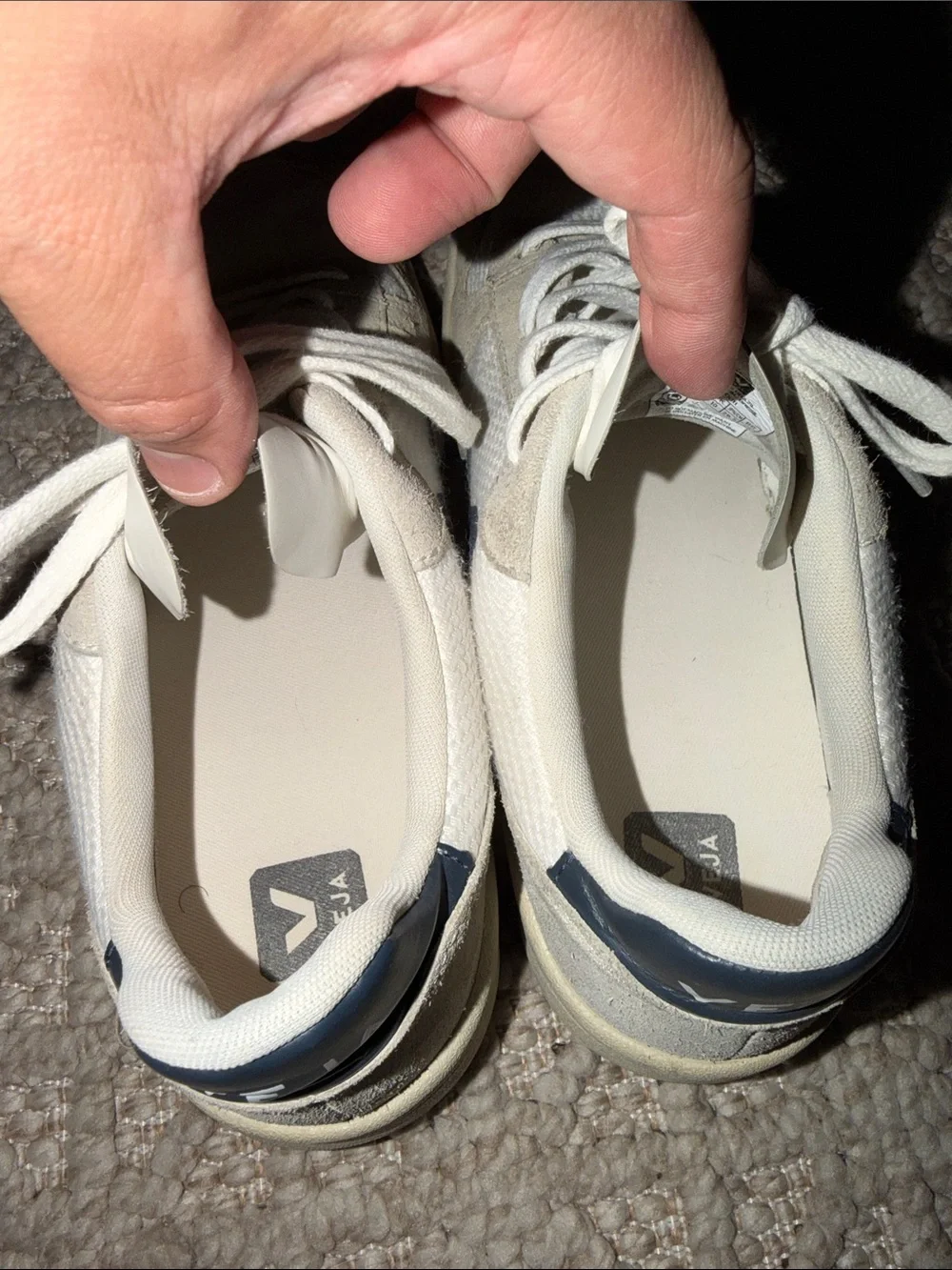 Veja low profile